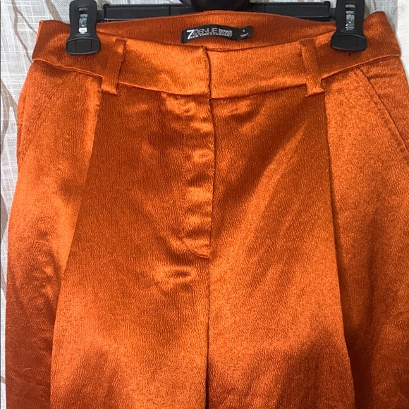 7th Avenue by New York & Co. Rust Gauchos - Picture 4 of 5